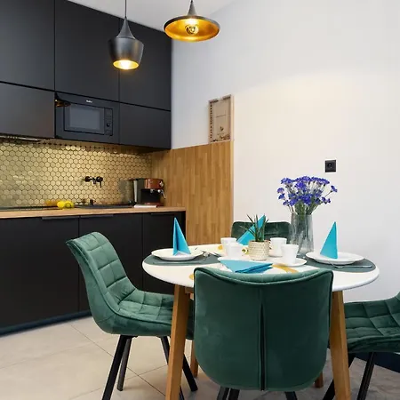 Etna Apartments Kolobrzeg By Noclegi Renters Exterior photo