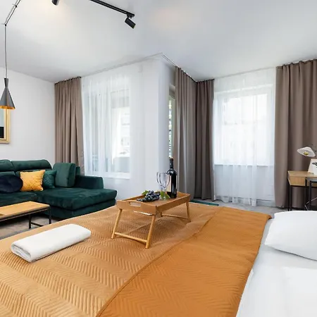 Etna Apartments Kolobrzeg By Noclegi Renters Exterior photo